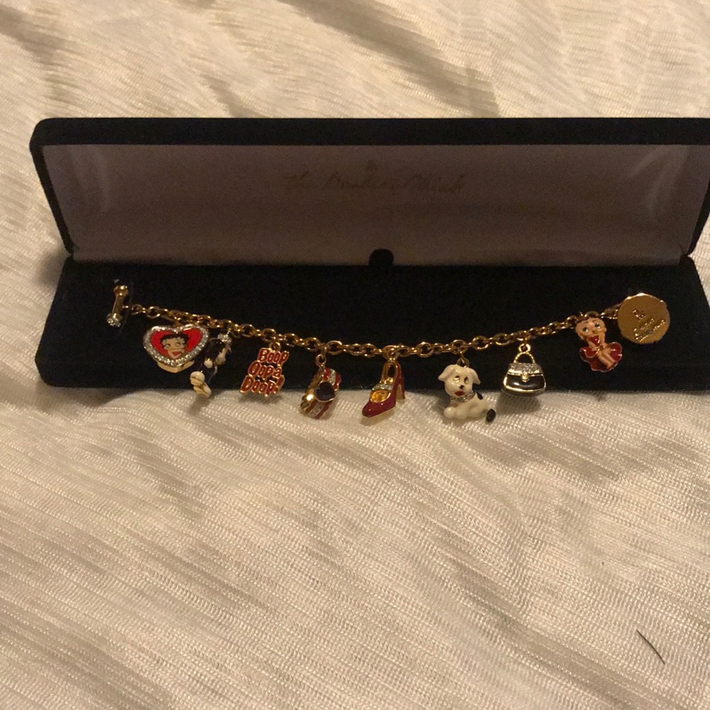 The Danbury mint Betty boop charm bracelet
